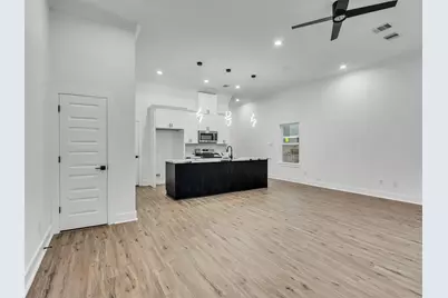 3510 Grassmere Street #A/B, Houston, TX 77051 - Photo 13