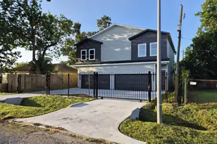 3510 Grassmere St, Houston, TX 77051 - Photo 7