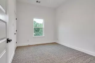 3510 Grassmere St, Houston, TX 77051 - Photo 7