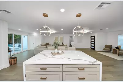 12318 Queensbury Lane, Houston, TX 77024 - Photo 33