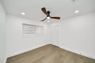 12318 Queensbury Ln, Houston, TX 77024 - Photo 41