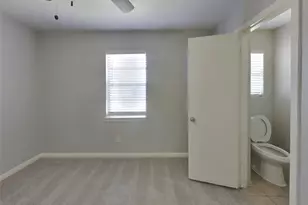 411 E Carby Rd, Houston, TX 77037 - Photo 7