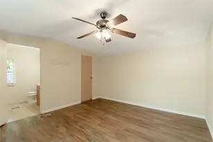 1961 Quality Blvd, Huntsville, TX 77320 - Photo 11