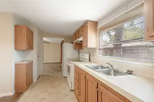 1961 Quality Blvd, Huntsville, TX 77320 - Photo 7