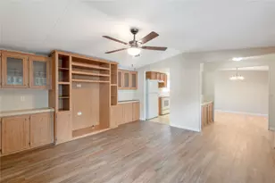 1961 Quality Blvd, Huntsville, TX 77320 - Photo 3