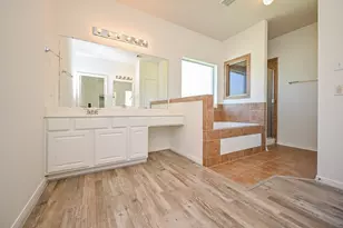 1010 High Ridge Dr, Friendswood, TX 77546 - Photo 19