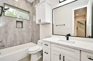 3233 Tuam St, Houston, TX 77004 - Photo 9