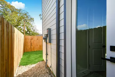 3233 Tuam Street, Houston, TX 77004 - Photo 5