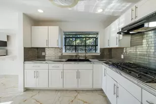 3203 Golden Willow Dr, Houston, TX 77339 - Photo 7