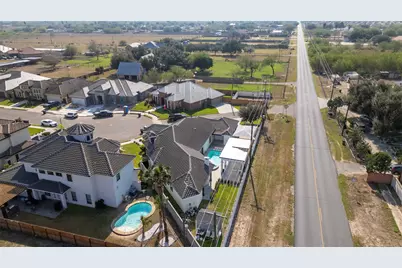 3401 E Stevenson Avenue, Alton, TX 78573 - Photo 29