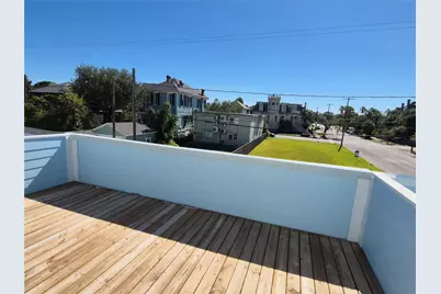 1625 Ball, Galveston, TX 77550 - Photo 25