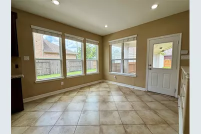 12501 Peppercreek Ln, Pearland, TX 77584 - Photo 21