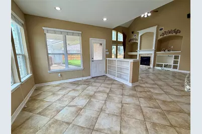 12501 Peppercreek Ln, Pearland, TX 77584 - Photo 19