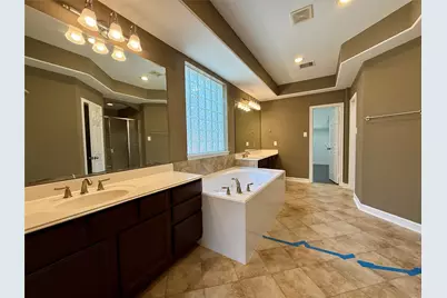 12501 Peppercreek Ln, Pearland, TX 77584 - Photo 27