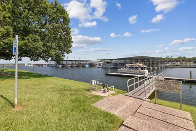 3214 Candlewood Lane, Montgomery, TX 77356 - Photo 21