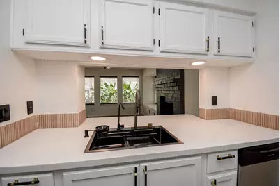 8715 Vinkins Road, Houston, TX 77071 - Photo 19