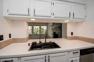 8715 Vinkins Rd, Houston, TX 77071 - Photo 19