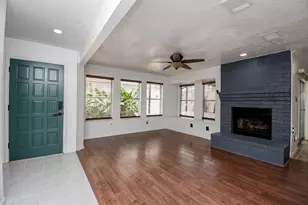 8715 Vinkins Rd, Houston, TX 77071 - Photo 11