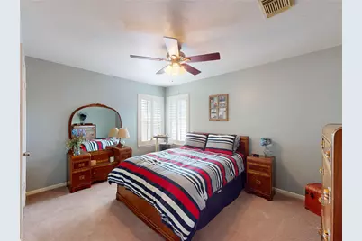 110 Cloudbridge Drive, League City, TX 77573 - Photo 19