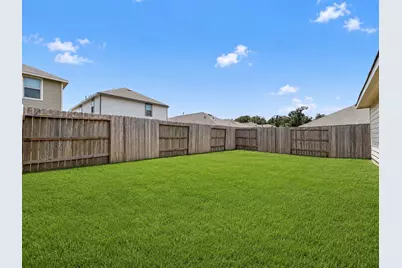 2011 Ballesteros Street, Crosby, TX 77532 - Photo 25