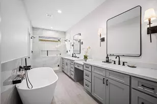 10135 Kerrwood Ln, Houston, TX 77080 - Photo 21