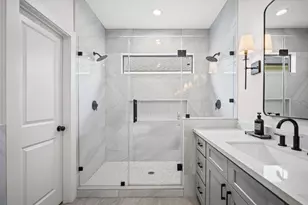10135 Kerrwood Ln, Houston, TX 77080 - Photo 23
