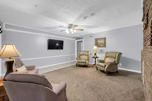 302 Conroe Dr, Conroe, TX 77301 - Photo 9