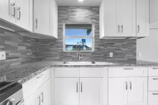 906 Central Ave, Pasadena, TX 77502 - Photo 11