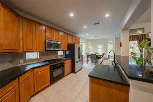 31 W Prairie Dawn Cir, Conroe, TX 77385 - Photo 17