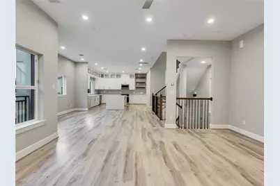 1122 W 16th Street #D, Houston, TX 77008 - Photo 11