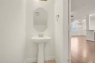 9206 Drewberry St, Houston, TX 77080 - Photo 9