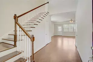 9206 Drewberry St, Houston, TX 77080 - Photo 3