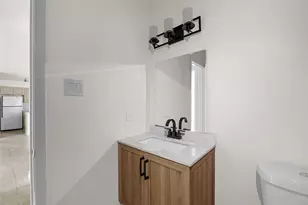 10001 Westpark Dr, Houston, TX 77042 - Photo 9