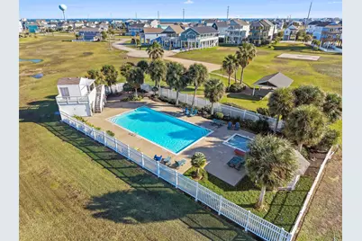 3903 Palmdale Court, Galveston, TX 77554 - Photo 9