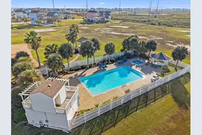 3903 Palmdale Court, Galveston, TX 77554 - Photo 9