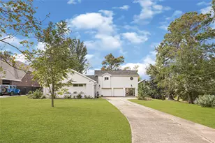 404 S Burnett Dr, Baytown, TX 77520 - Photo 3