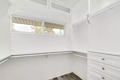 404 S Burnett Drive, Baytown, TX 77520 - Photo 19