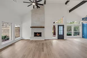 4 N Autumnwood Way, The Woodlands, TX 77380 - Photo 13