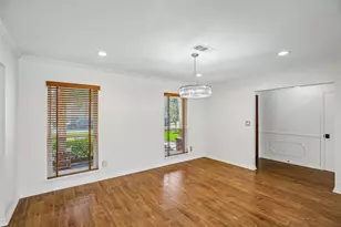 1429 Waseca St, Houston, TX 77055 - Photo 7