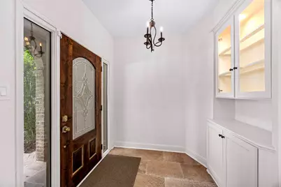 15742 Walkwood Drive, Houston, TX 77079 - Photo 5