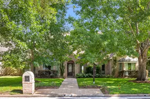 15742 Walkwood Dr, Houston, TX 77079 - Photo 3