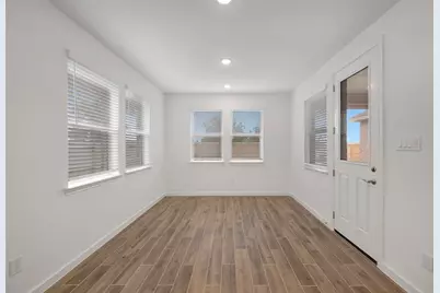 12926 Old Fashion Circle, Mont Belvieu, TX 77535 - Photo 13