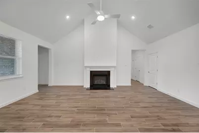 12926 Old Fashion Circle, Mont Belvieu, TX 77535 - Photo 9