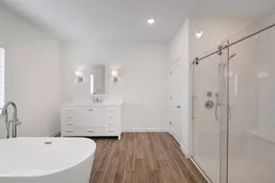 12926 Old Fashion Cir, Mont Belvieu, TX 77535 - Photo 15