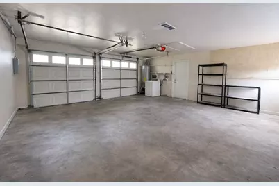 1220 Kelving Way, Wharton, TX 77488 - Photo 15