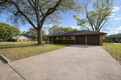1220 Kelving Way, Wharton, TX 77488 - Photo 1