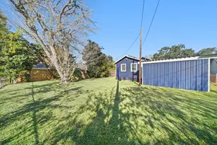 8302 Tavenor Ln, Houston, TX 77075 - Photo 19