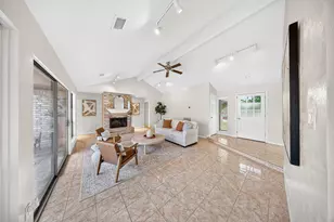 9014 Arlington Forest Dr, Houston, TX 77088 - Photo 9