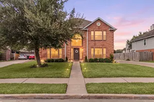 14018 Ragus Lake Dr, Sugar Land, TX 77498 - Photo 1