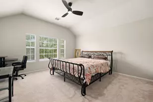 14018 Ragus Lake Dr, Sugar Land, TX 77498 - Photo 21